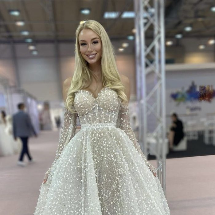 referenzen messe hostess agentur glowstaff european bridal week essen fitting model interbride düsseldorf