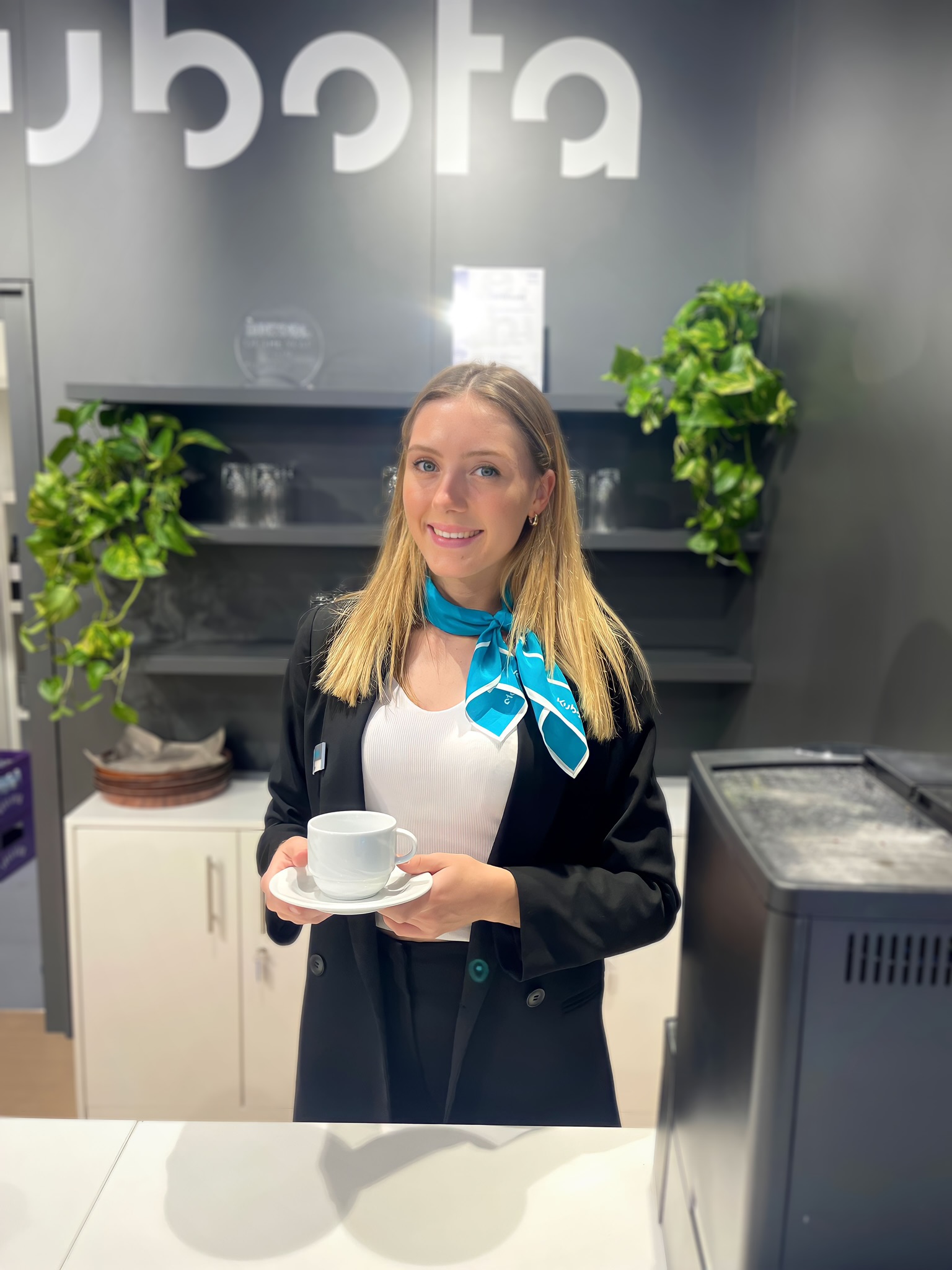 Hostessenagentur Glowstaff - Hostess BAUMA München Messe