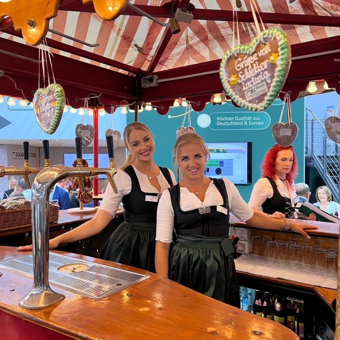 Hostessenagentur Glowstaff - Hostessen Intersolar München